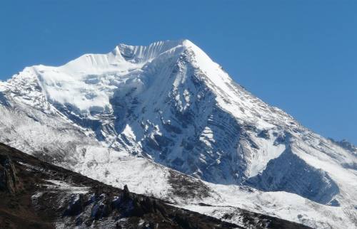 Pisang Peak Climbing (6091m)
