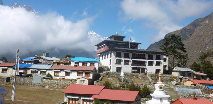 Tenboche Trekking