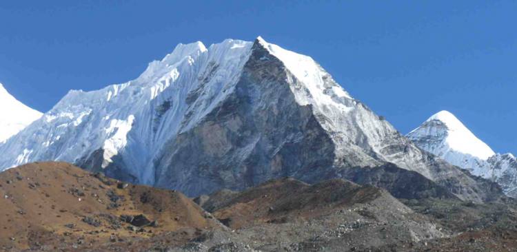 Island Peak Climbing (6183m)