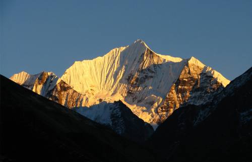 Yubra Peak Climbing (6035m)